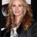 Julia Roberts mastno služi. (Foto: Flynet/JLP)