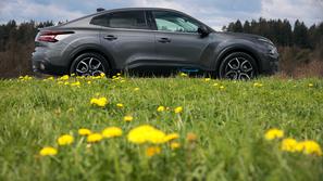 predstavitev Citroën C4 X in ë-C4 X