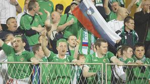 Severnoirski navijači največ upov polagajo na Warrena Feeneyja, ki je Sloveniji 