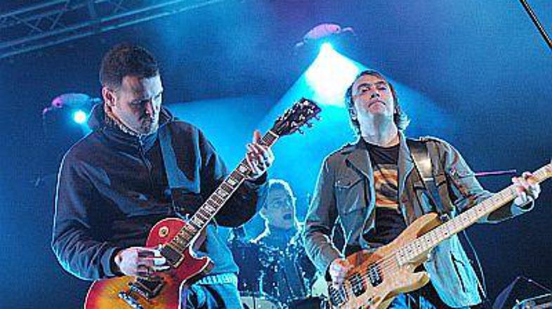 Siddharta je prvi studijski album Id posnela leta 1999, sledili so še trije.