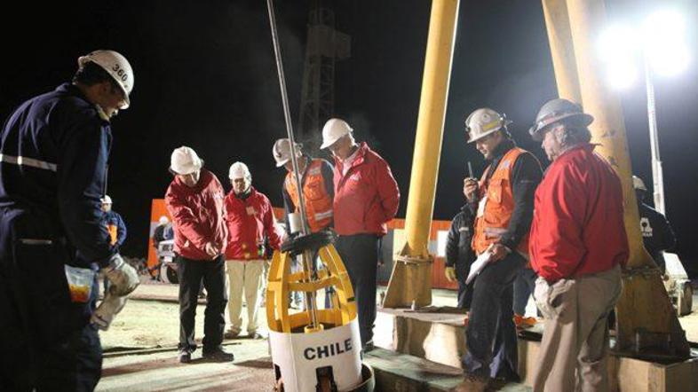 Čile, evakuacijska kapsula, čilski rudarji, reševanje