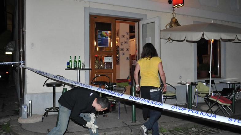 Na četrtkov napad na udeležence literarnega večera gejevske in lezbične literatu