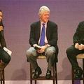Alicia Keys, Bill Clinton in Bono med reševanjem sveta.
