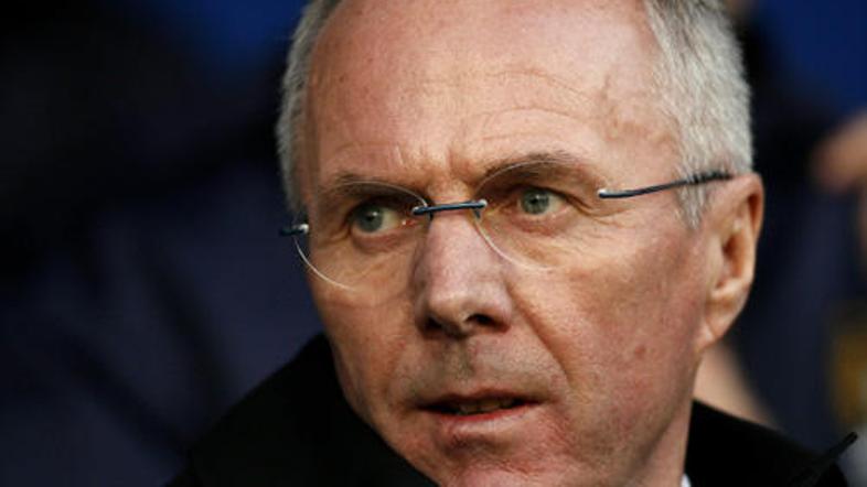 Eriksson je od lastnika kluba Thakshina Shinawatre dobil "bianco menico" za naku