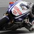 Jorge Lorenzo bo letošnjo sezono začel nekoliko slabše pripravljen. (Foto: Reute