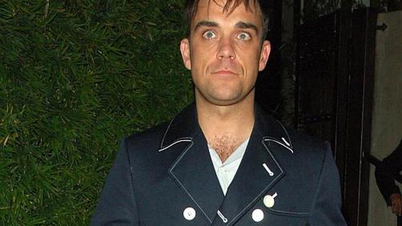 Življenje zvezdnikov ni lahko in Robbie je pravi dokaz za to.