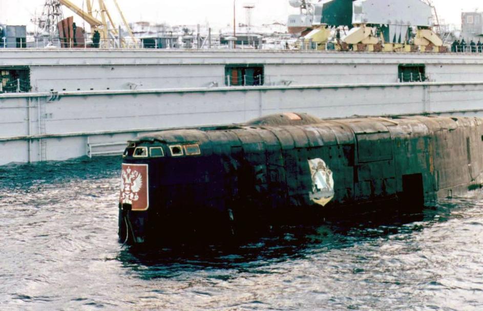 podmornica, kursk po dvigu z dna morja