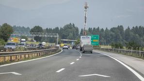 DARS avtocesta varnostna razdalja