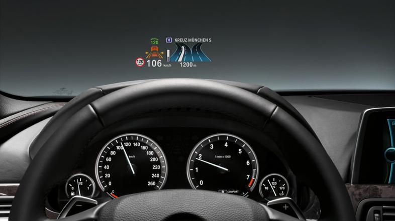 BMW HUD zaslon