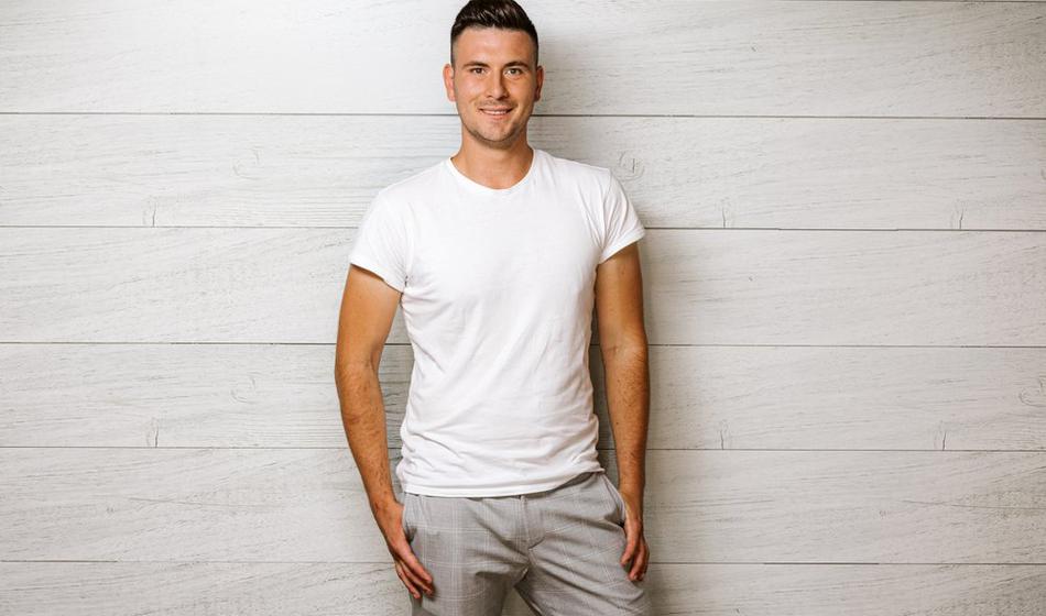 To danes počne zmagovalec Kmetije