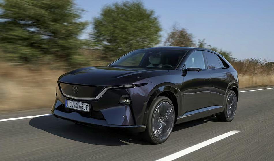 Mazda ima novega aduta: električni križanec, ki sega visoko