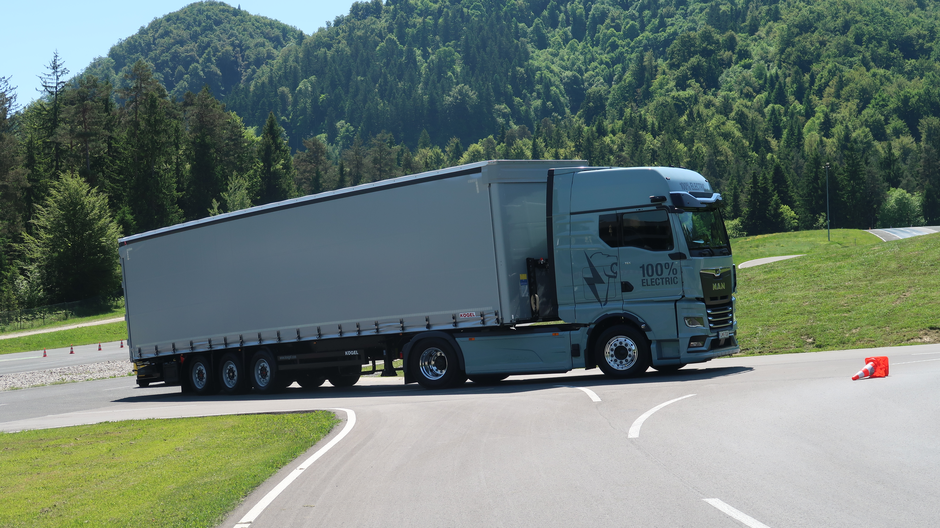 MAN tovornjak | Avtor: Gregor Prebil