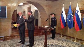 Odlikovanje Iva Daneuua 