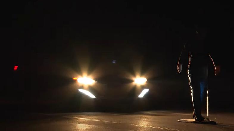 Samodejni sistem za zaviranje pred pešci