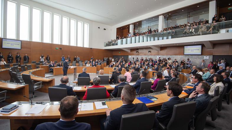 Ustanovna seja državni zbor parlament dz