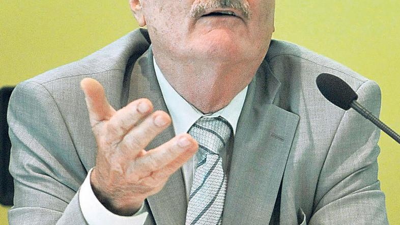 Mnogo starostnikov ne jemlje predpisanih zdravil, ker so stranski učinki v navod