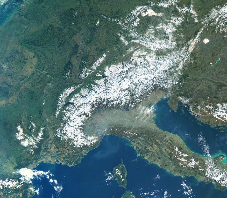 Alpe satelitska slika | Avtor: Profimedia