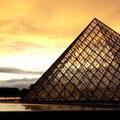 Piramida v Parizu