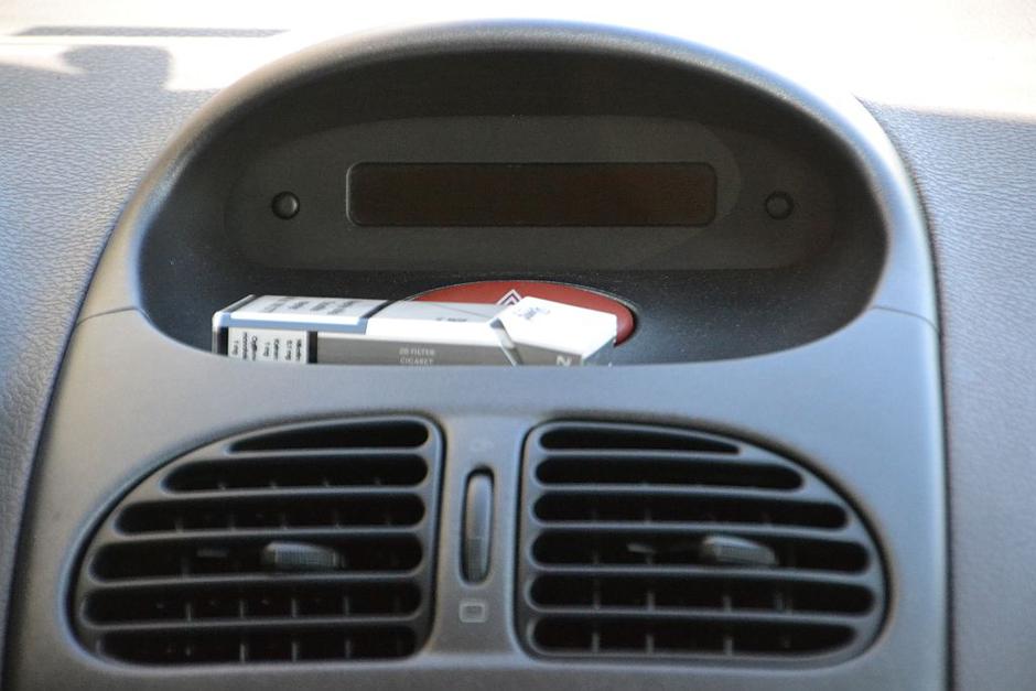 Kajenje v avtomobilu | Avtor: Gregor Prebil