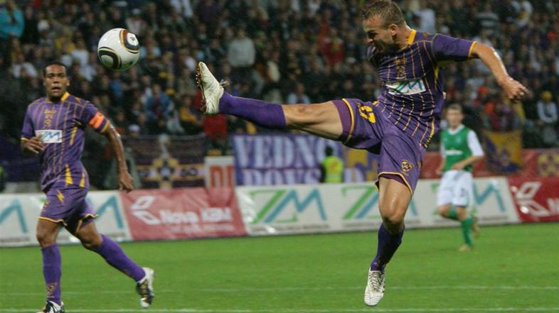V Ljudskem vrtu je NK Maribor navdušil z visoko zmago 3:0. (Foto: Nino Verdnik)