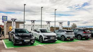 PRIMA električni avti polnjenje doseg ionity