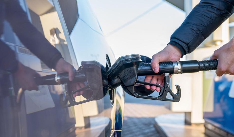 Liter dizla že rekordnih 2,45 evra