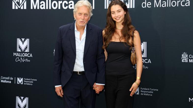 carys douglas, michael douglas