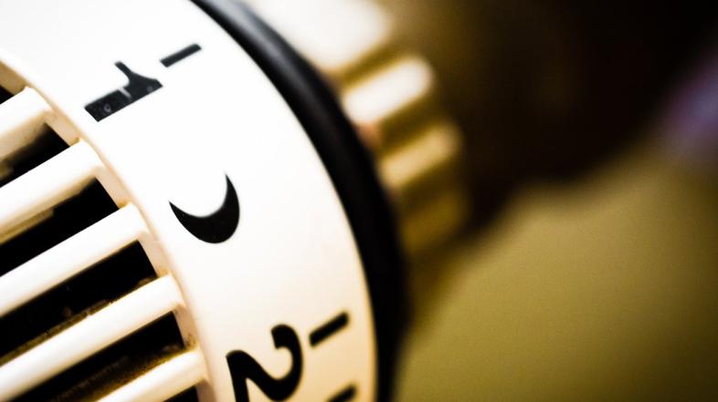 Suh zrak v stanovanju