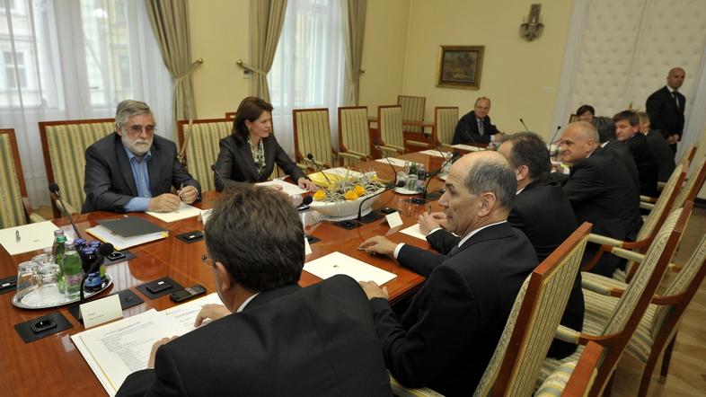 slovenija 23.05.13, fiskalno pravilo, sestanek predsednice vlade Alenka Bratusek