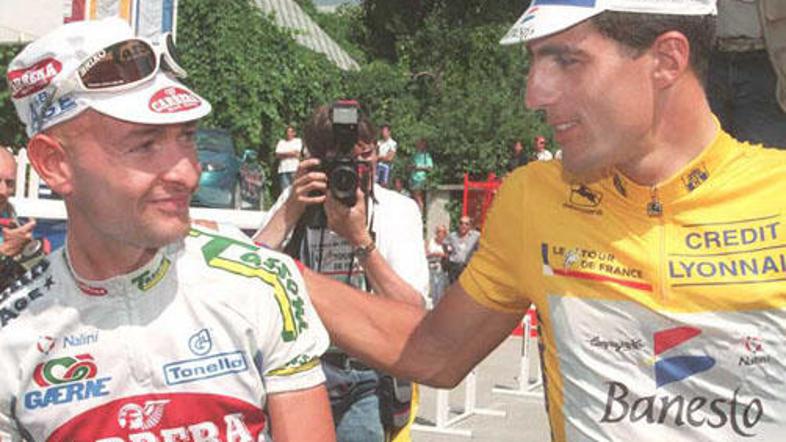 Marcu Pantaniju v vzponih ni mogel nihče slediti. Tudi Miguel Indurain (v rumene