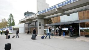 Mariborsko letališče bo životarilo še vsaj eno leto, ministrstvo za promet pa že