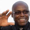 Carl Lewis nekoč v sprinterkah, danes v kravati. Kandidira za senatorja. (Foto: 