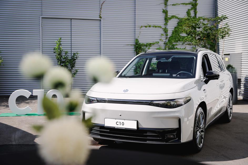 predstavitev električne avtomobilske znamke Leapmotor