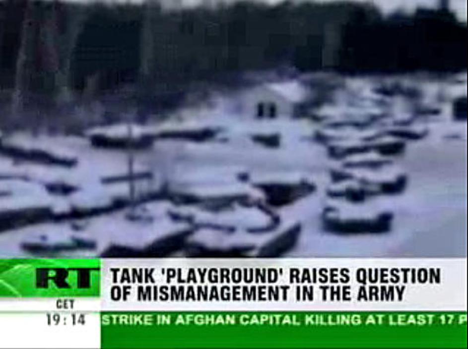 Video posnetek, ki je v soboto pristal na ruskih spletnih straneh, prikazuje oko