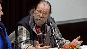 Jadran Sterle iz CI je pozval k podpisu peticije, da muzej ostane samostojen in 