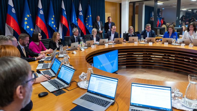 vlada Roberta Goloba v novi sestavi vlada republike Slovenije