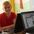 Nataša Španić se v društvu Misss med drugim uči dela z računalnikom. Njeni otroc