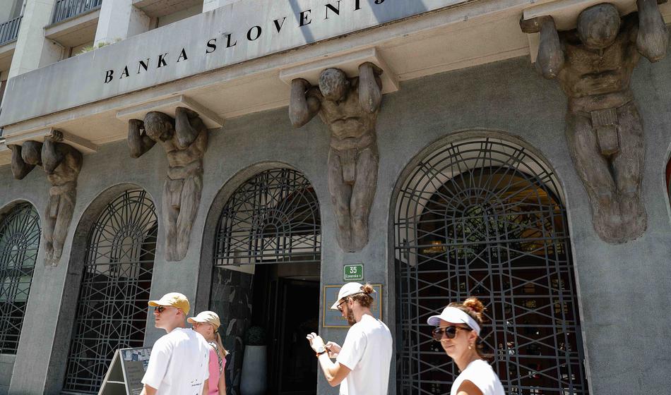 Banka Slovenije opozarja: Doma imejte gotovino za vsaj 72 ur!