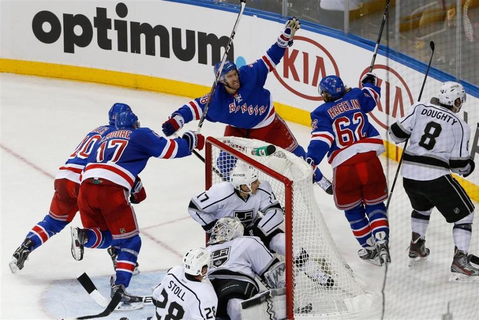 Moore Stoll Doughty Scrivens New York Rangers Los Angeles Kings NHL | Avtor: Reuters