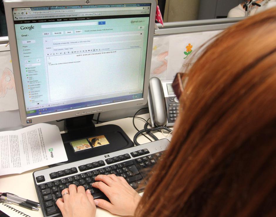 računalnik, elektronska pošta | Avtor: Jaka Dimc