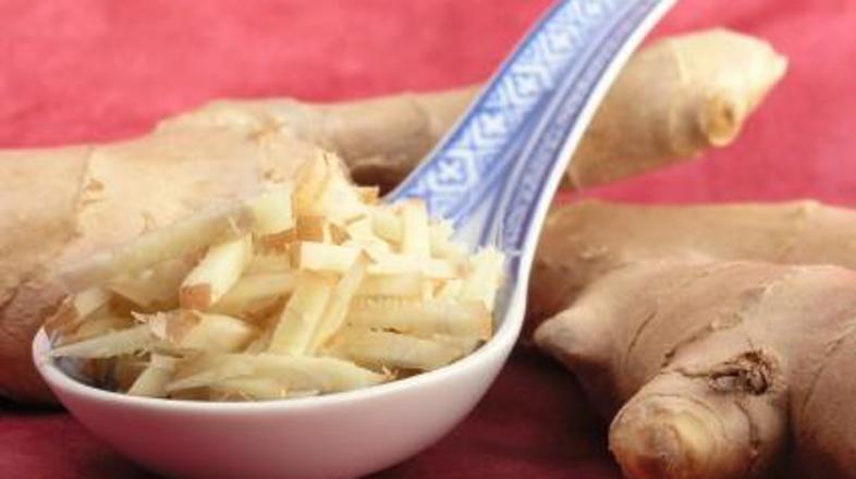 Avstralski raziskovalci ingver enačijo z aspirinom.