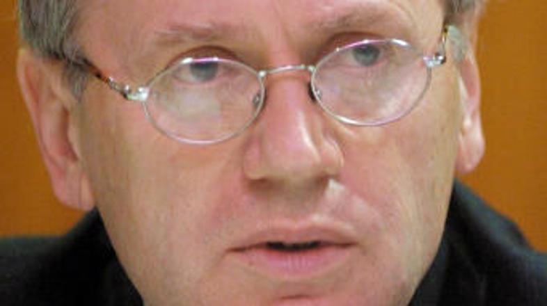 Marjan Šetinc ne bo tožil MZZ.