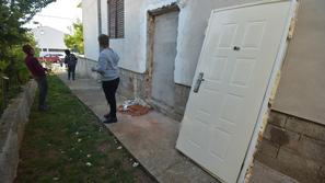 Biograd zazidana vrata