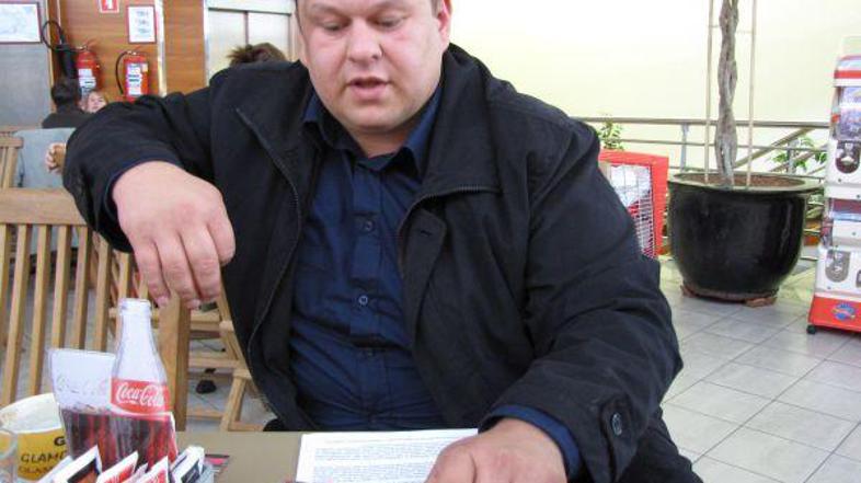 Osman Durakovič je lastnik podjetja Jolly, ki se ukvarja s prodajo rabljenih voz