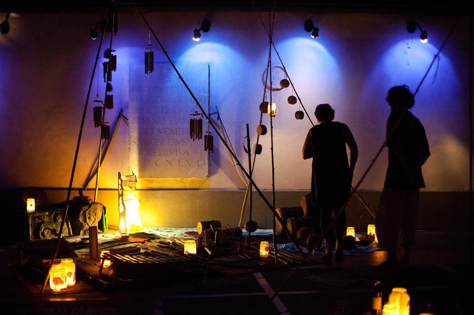 JEFF III: Swarga in Kaja Draksler Acropolis Quartet s pevko Sanem Kalfa.