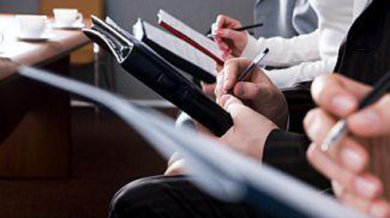 Veso Stojanov: Mag ne bo zastopal nobene politične opcije.