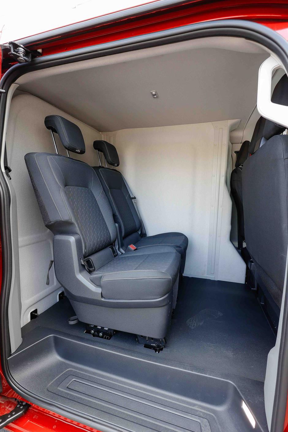 Ford Transit Custom Multicab | Avtor: Saša Despot