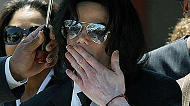 Jackson se za svoje posestvo ne boji več, ker ne bo šlo v prodajo na javni dražb