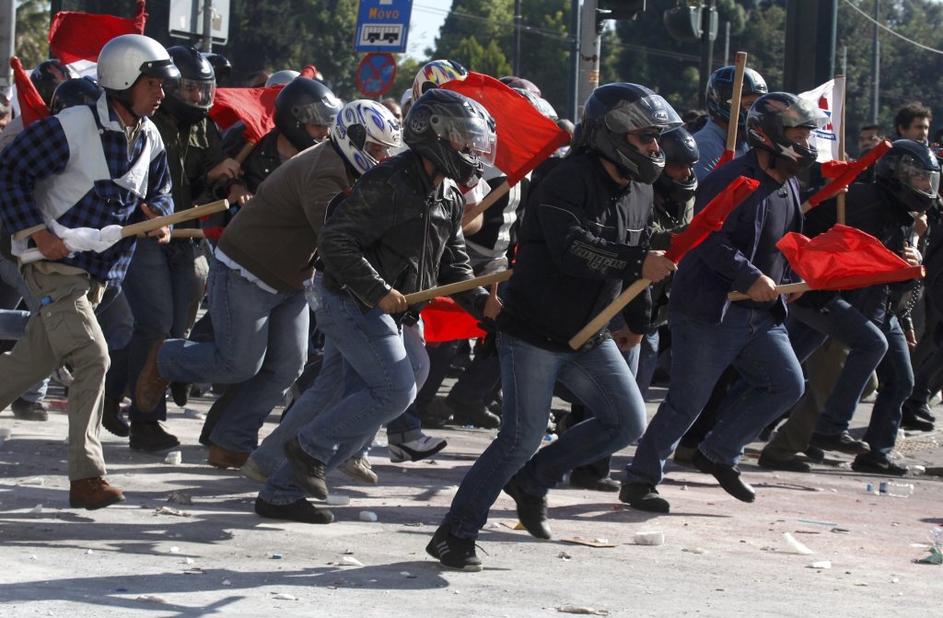 Protest v Atenah
