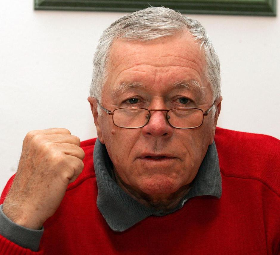 Tone Vogrinec, ki bo odbor vodil brez plačila, ocenjuje, da zamujamo leto in pol | Avtor: Žurnal24 main